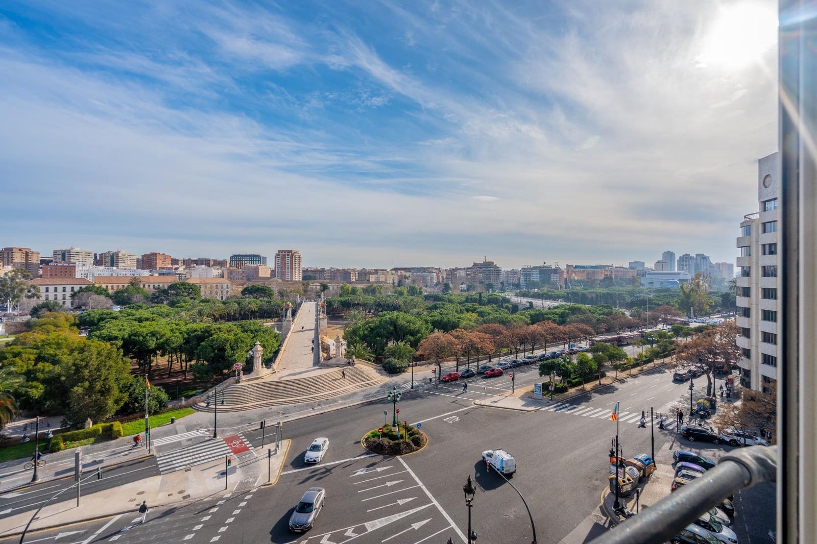 4 bedroom Flat for rent in Valencia city - € 3,800 (Ref: 9679975)