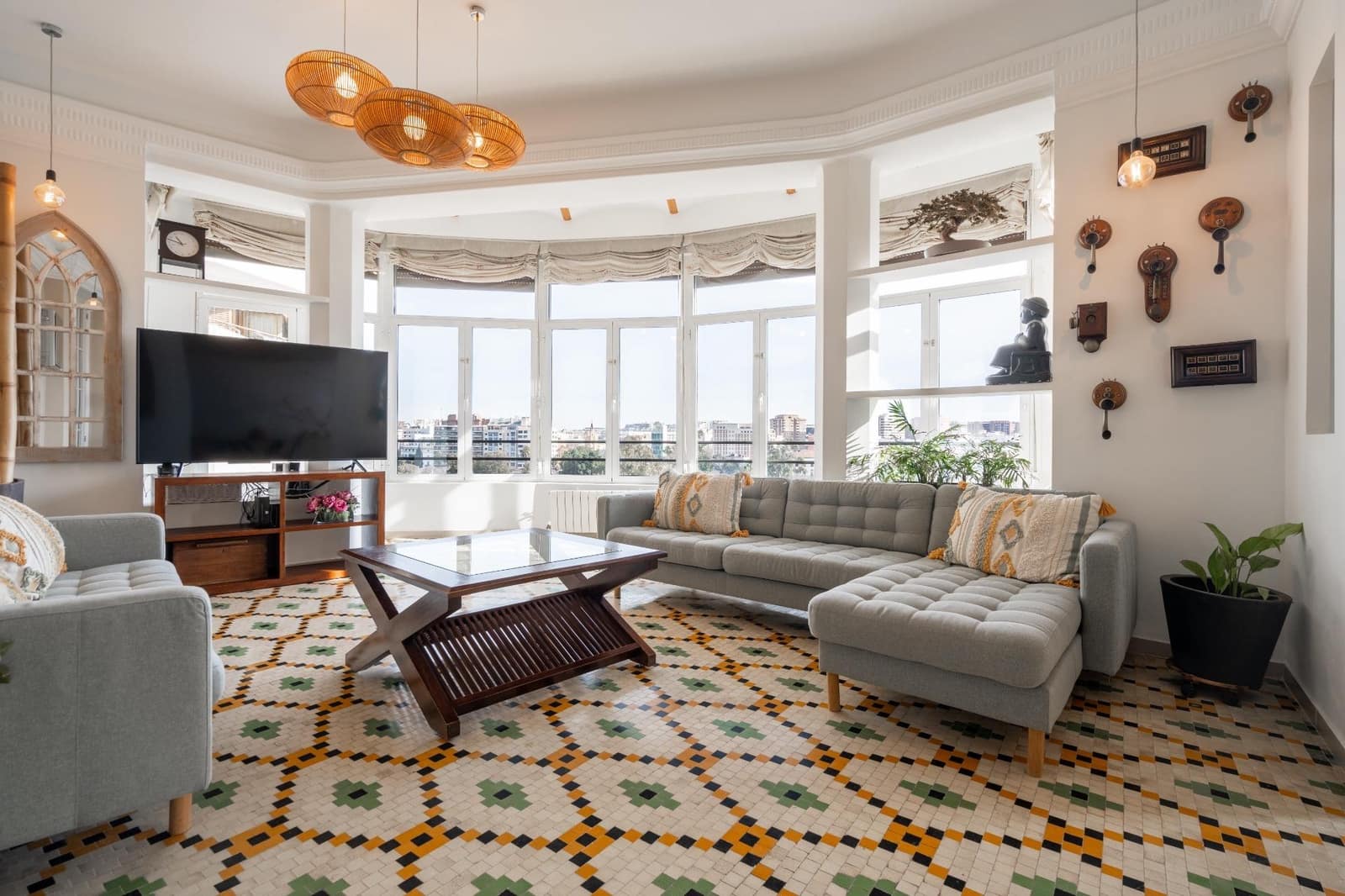 4 bedroom Flat for rent in Valencia city - € 3,800 (Ref: 9679975)