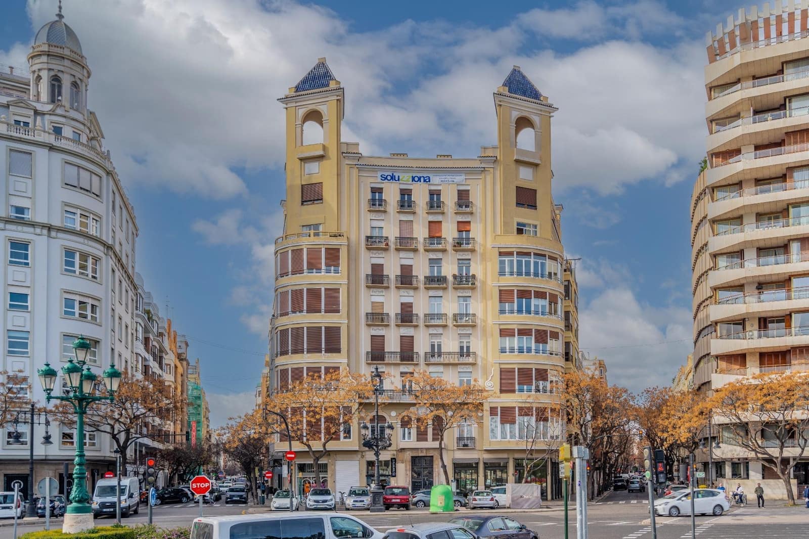 4 bedroom Flat for rent in Valencia city - € 3,800 (Ref: 9679975)