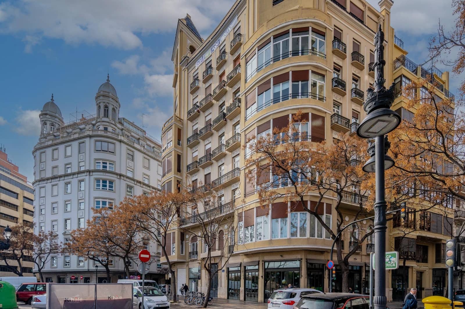 4 bedroom Flat for rent in Valencia city - € 3,800 (Ref: 9679975)