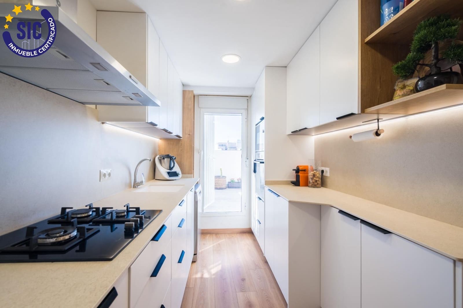 4 bedroom Penthouse for sale in Valencia city - € 540,000 (Ref: 9712144)