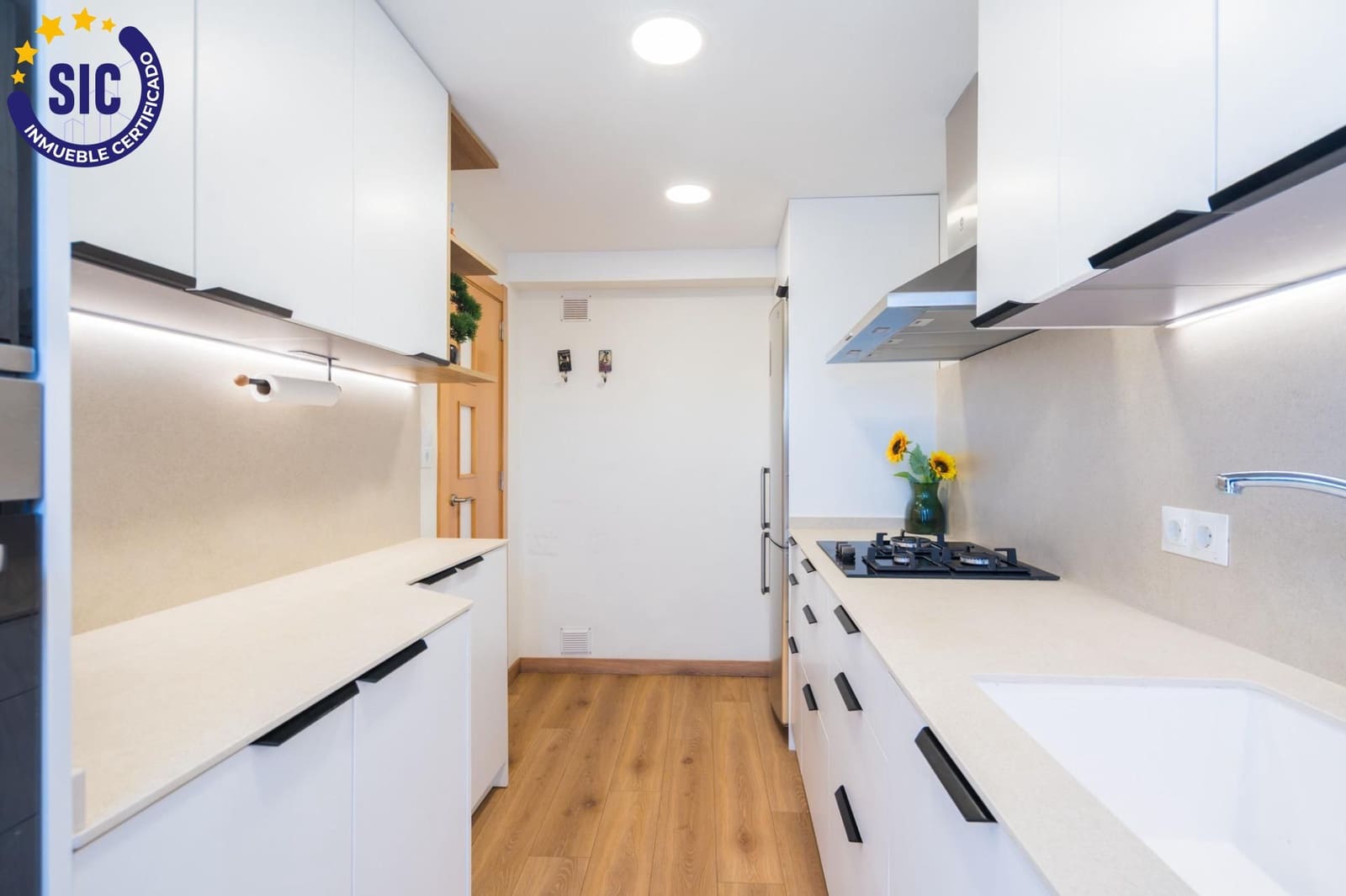 4 bedroom Penthouse for sale in Valencia city - € 540,000 (Ref: 9712144)
