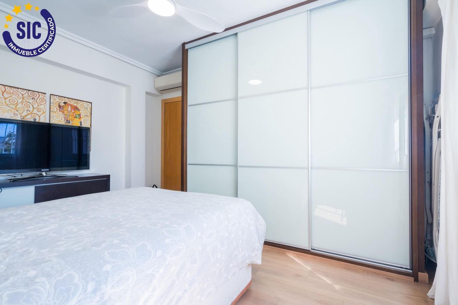 4 bedroom Penthouse for sale in Valencia city - € 540,000 (Ref: 9712144)