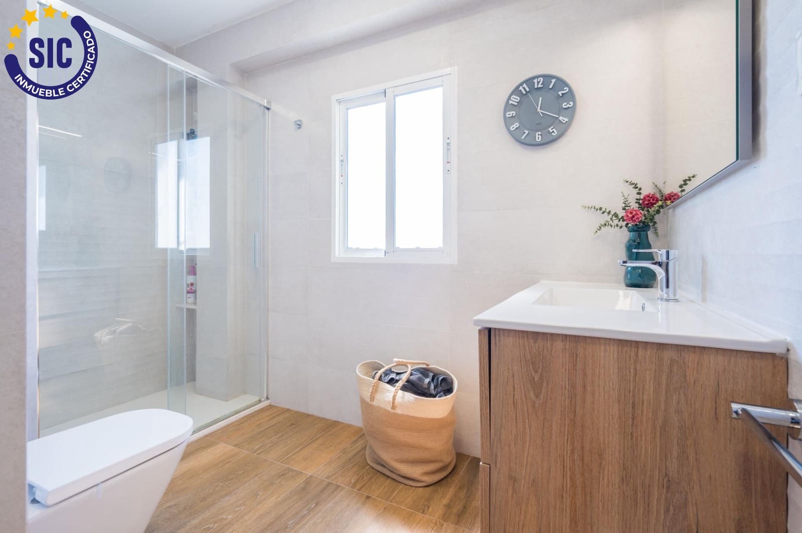 4 bedroom Penthouse for sale in Valencia city - € 540,000 (Ref: 9712144)