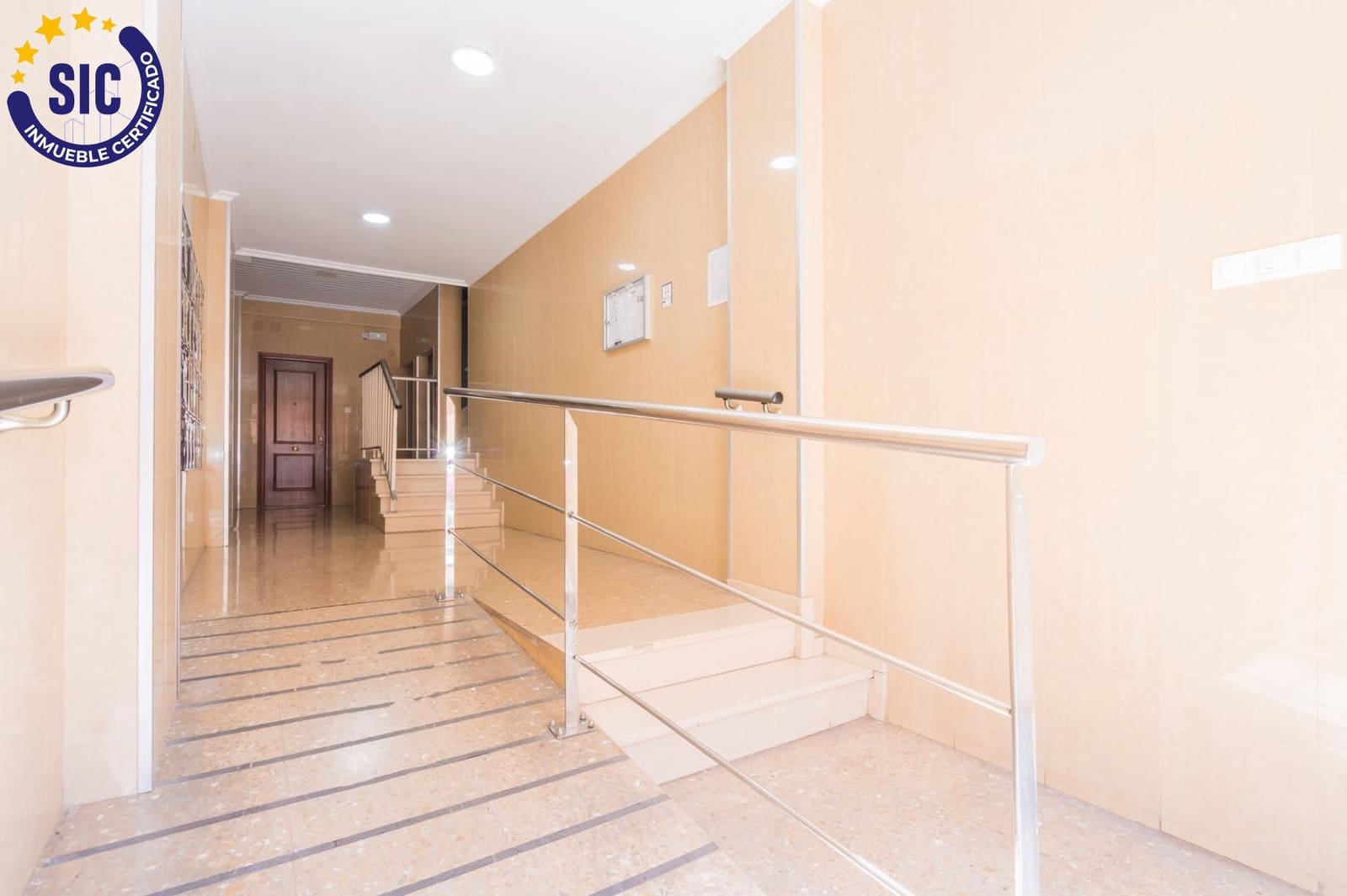 4 bedroom Penthouse for sale in Valencia city - € 540,000 (Ref: 9712144)