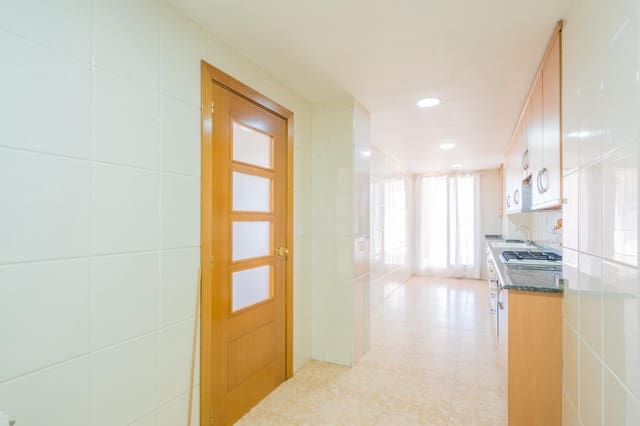 4 soveværelse Penthouse til salg i Mislata med swimmingpool garage - € 699.000 (Ref: 9715069)