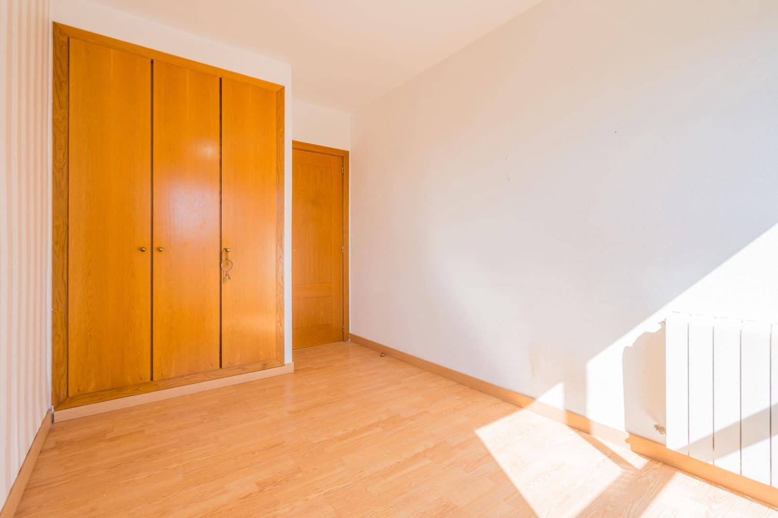 4 bedroom Penthouse for sale in Mislata with pool garage - € 699,000 (Ref: 9715069)