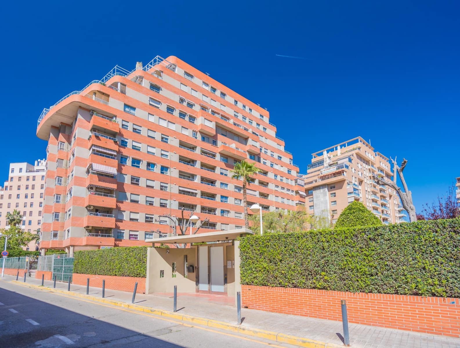 4 bedroom Penthouse for sale in Mislata with pool garage - € 699,000 (Ref: 9715069)