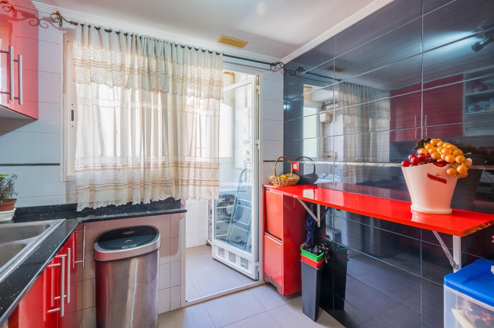 Piso de 3 habitaciones en València ciudad en venta - 295.000 € (Ref: 9732378)