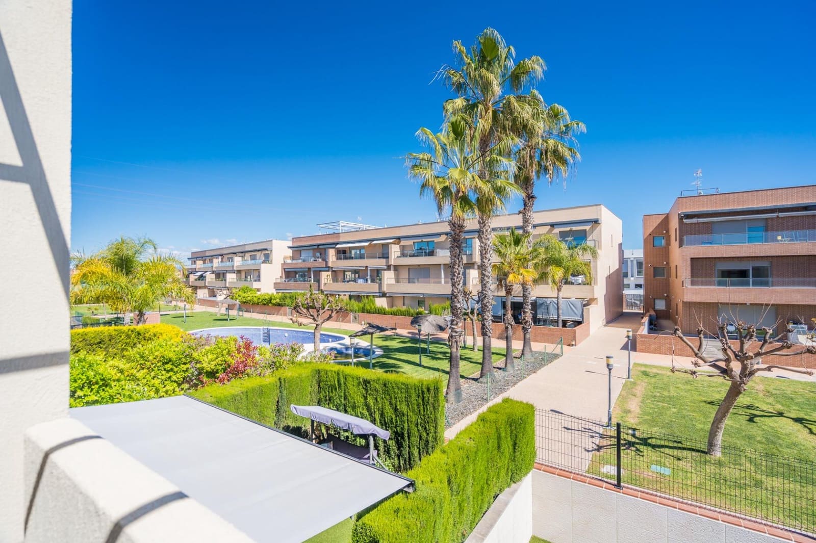 4 camera da letto Villetta a Schiera in vendita in San Antonio de Benageber con piscina garage - 450.000 € (Rif: 9791218)