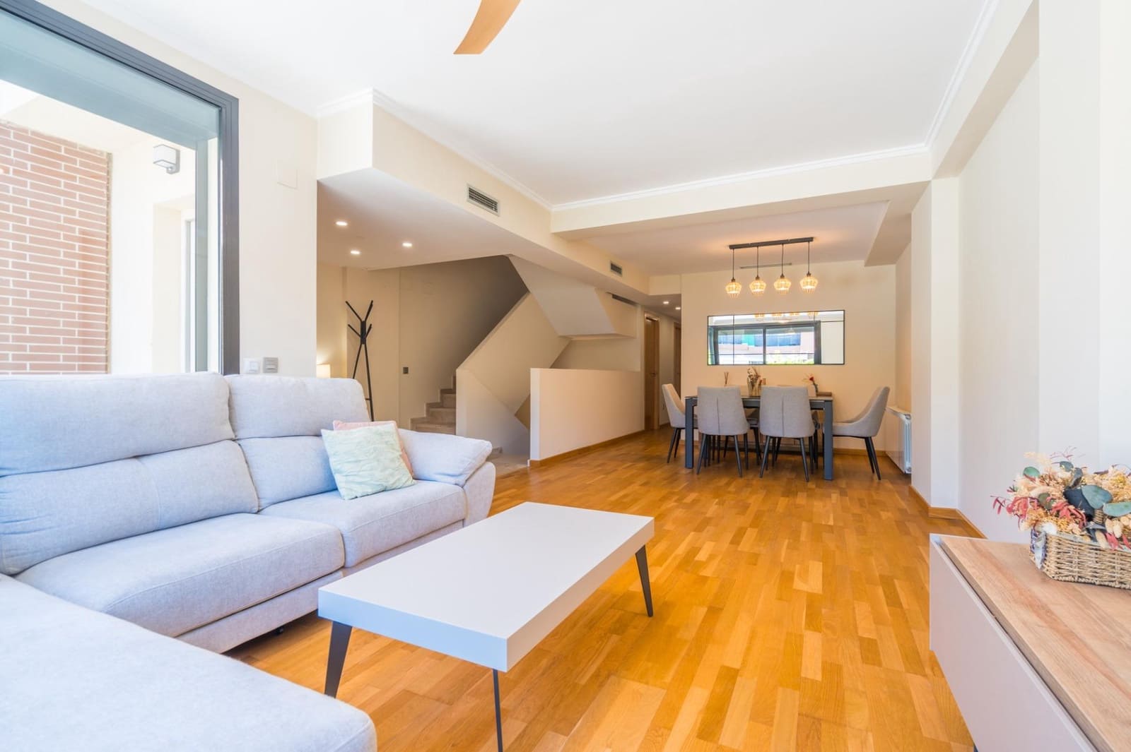 4 camera da letto Villetta a Schiera in vendita in San Antonio de Benageber con piscina garage - 450.000 € (Rif: 9791218)