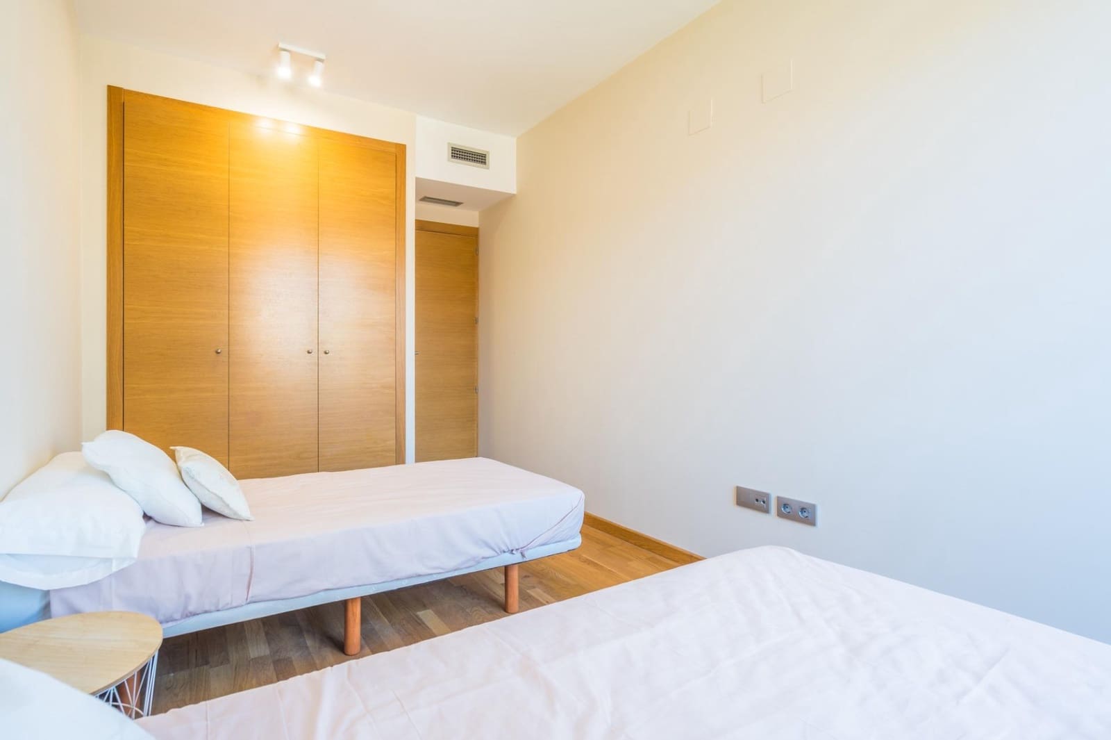 4 camera da letto Villetta a Schiera in vendita in San Antonio de Benageber con piscina garage - 450.000 € (Rif: 9791218)