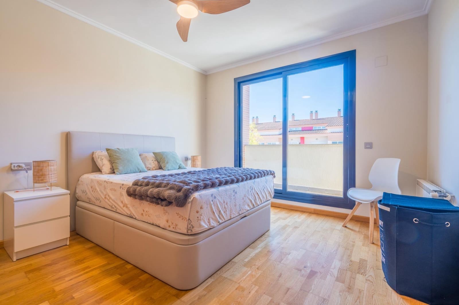 4 camera da letto Villetta a Schiera in vendita in San Antonio de Benageber con piscina garage - 450.000 € (Rif: 9791218)