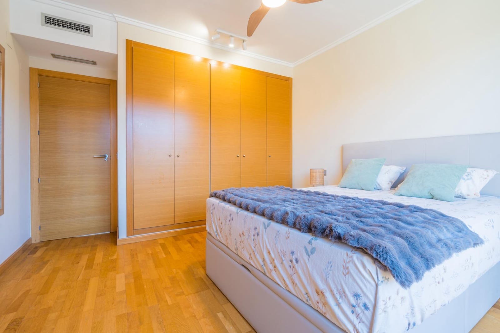 4 camera da letto Villetta a Schiera in vendita in San Antonio de Benageber con piscina garage - 450.000 € (Rif: 9791218)