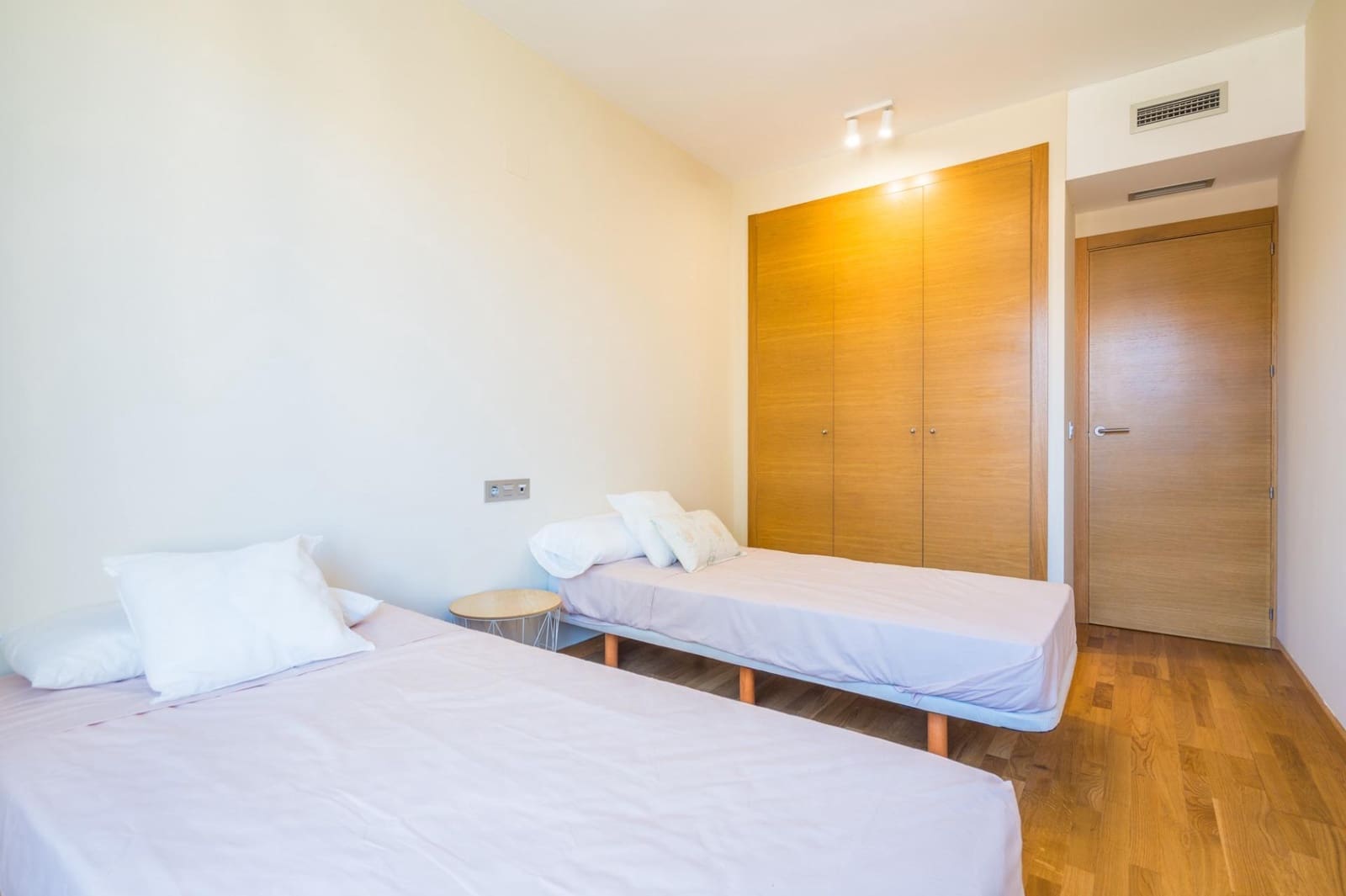 4 camera da letto Villetta a Schiera in vendita in San Antonio de Benageber con piscina garage - 450.000 € (Rif: 9791218)