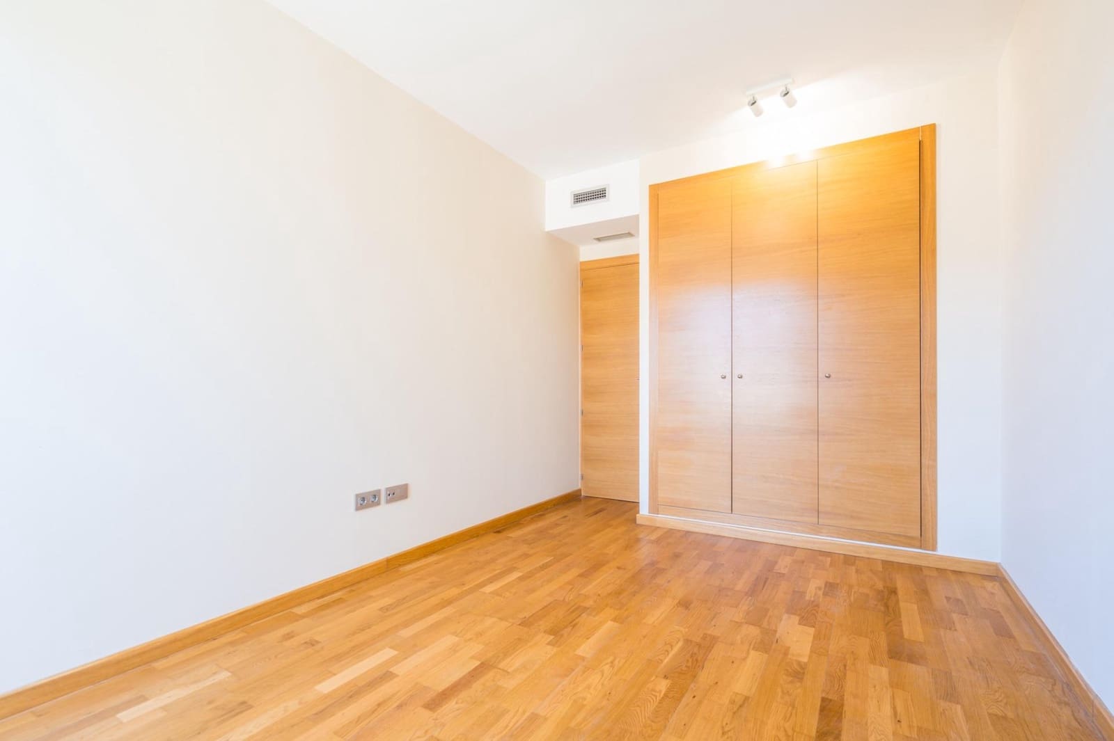 4 camera da letto Villetta a Schiera in vendita in San Antonio de Benageber con piscina garage - 450.000 € (Rif: 9791218)