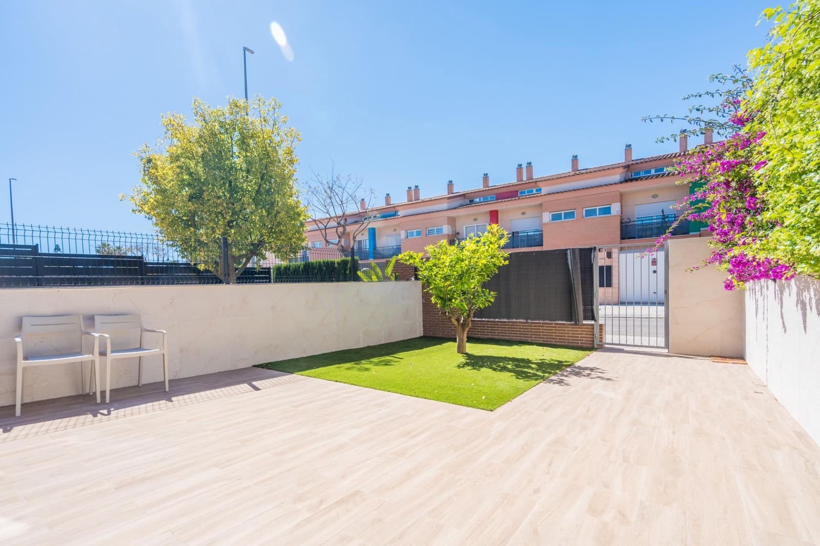 4 camera da letto Villetta a Schiera in vendita in San Antonio de Benageber con piscina garage - 450.000 € (Rif: 9791218)