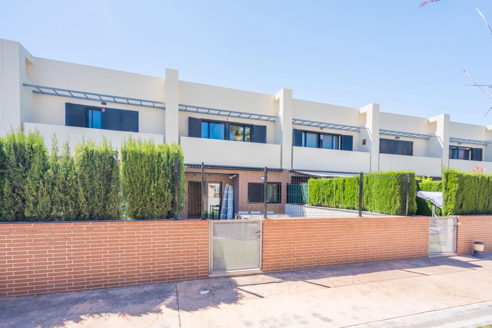 4 camera da letto Villetta a Schiera in vendita in San Antonio de Benageber con piscina garage - 450.000 € (Rif: 9791218)