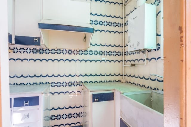 3 sovrum Lägenhet till salu i Cabanyal-Canyamelar, Valencia stad - 195 000 € (Ref: 9799416)