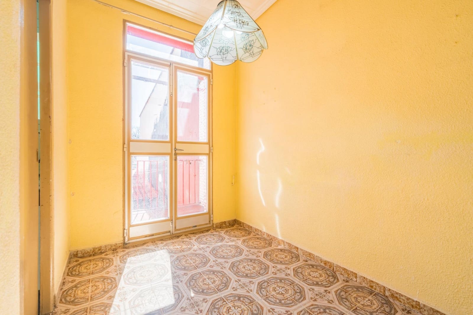 3 sovrum Lägenhet till salu i Valencia stad - 195 000 € (Ref: 9799416)