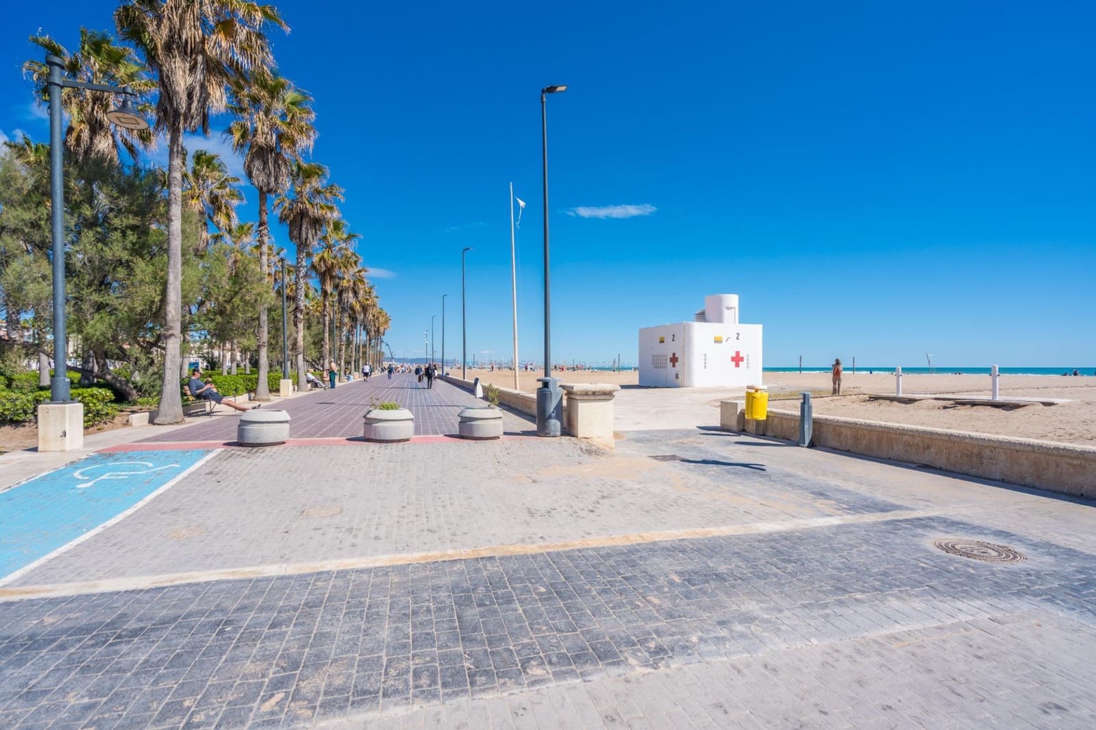 2 bedroom Flat for sale in Valencia city - € 195,000 (Ref: 9799416)