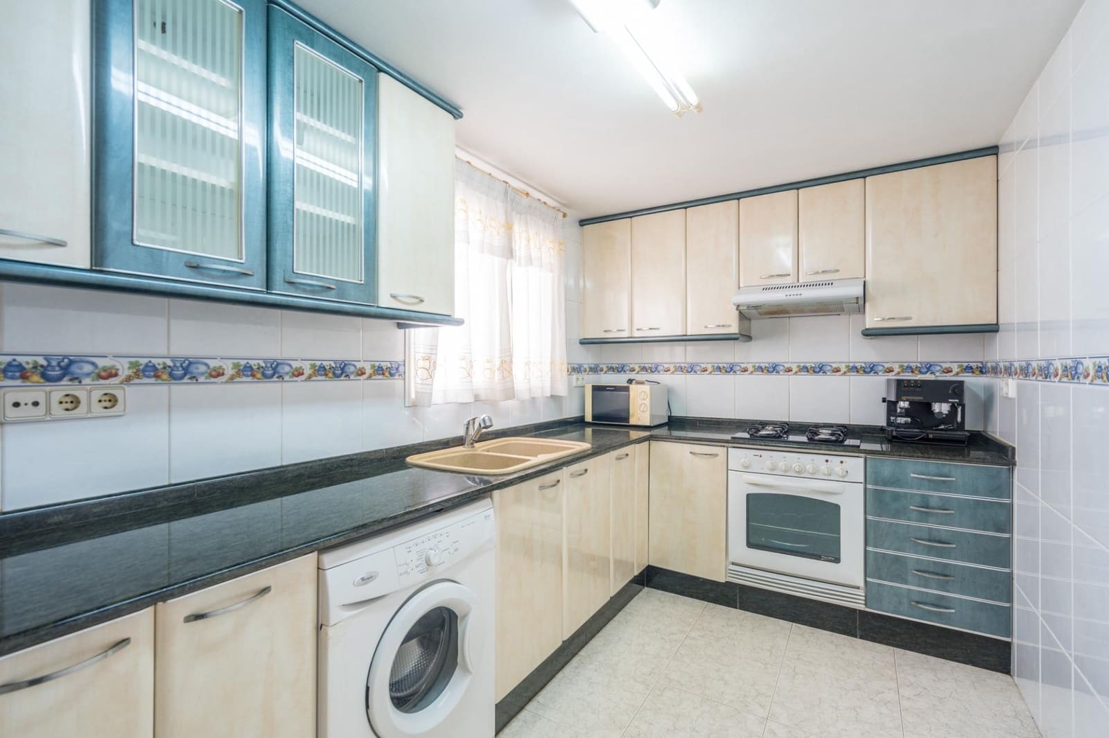 4 Zimmer Wohnung zu verkaufen in Valencia Stadt - 350.000 € (Ref: 9812277)