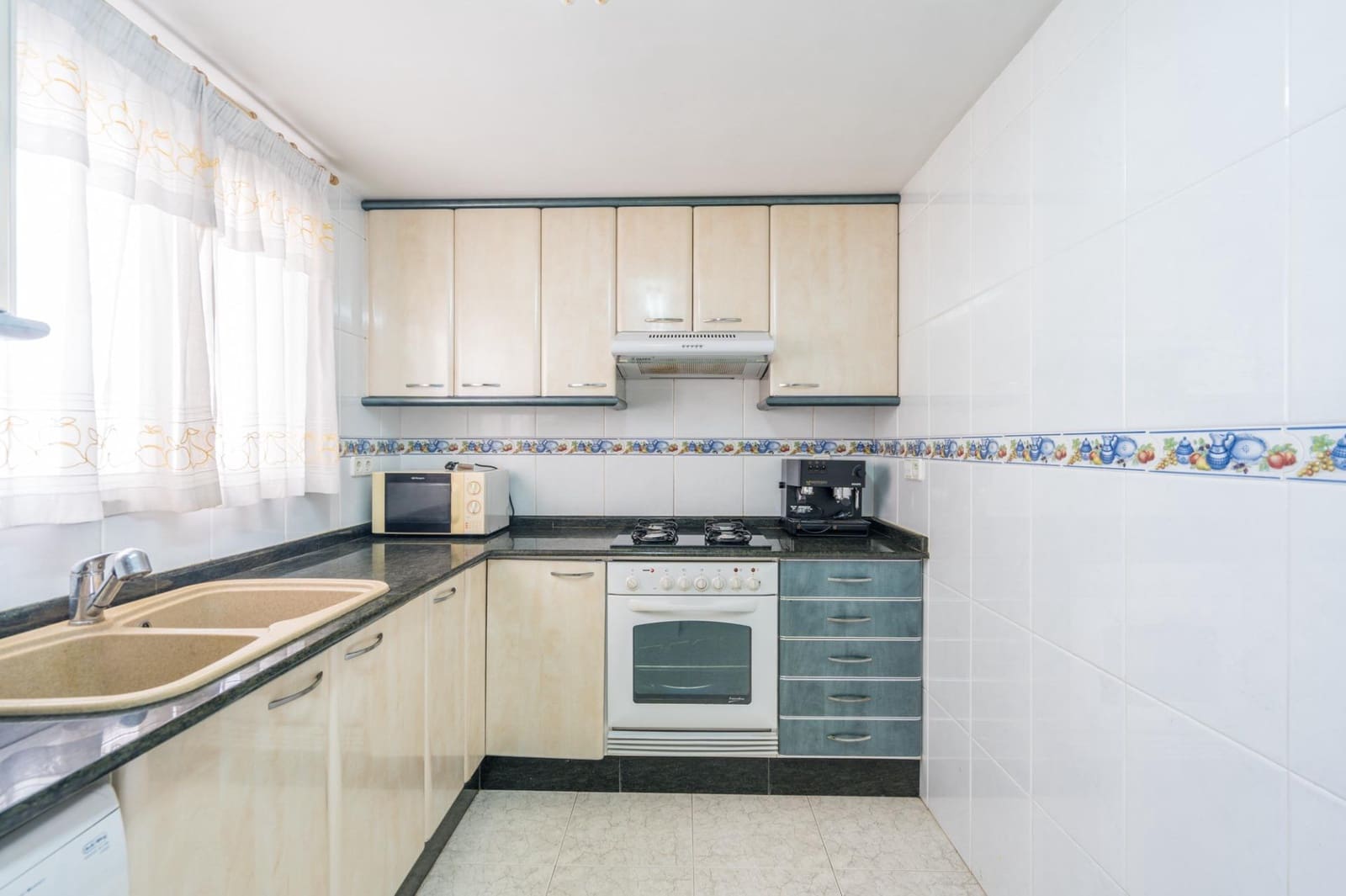 4 Zimmer Wohnung zu verkaufen in Valencia Stadt - 350.000 € (Ref: 9812277)
