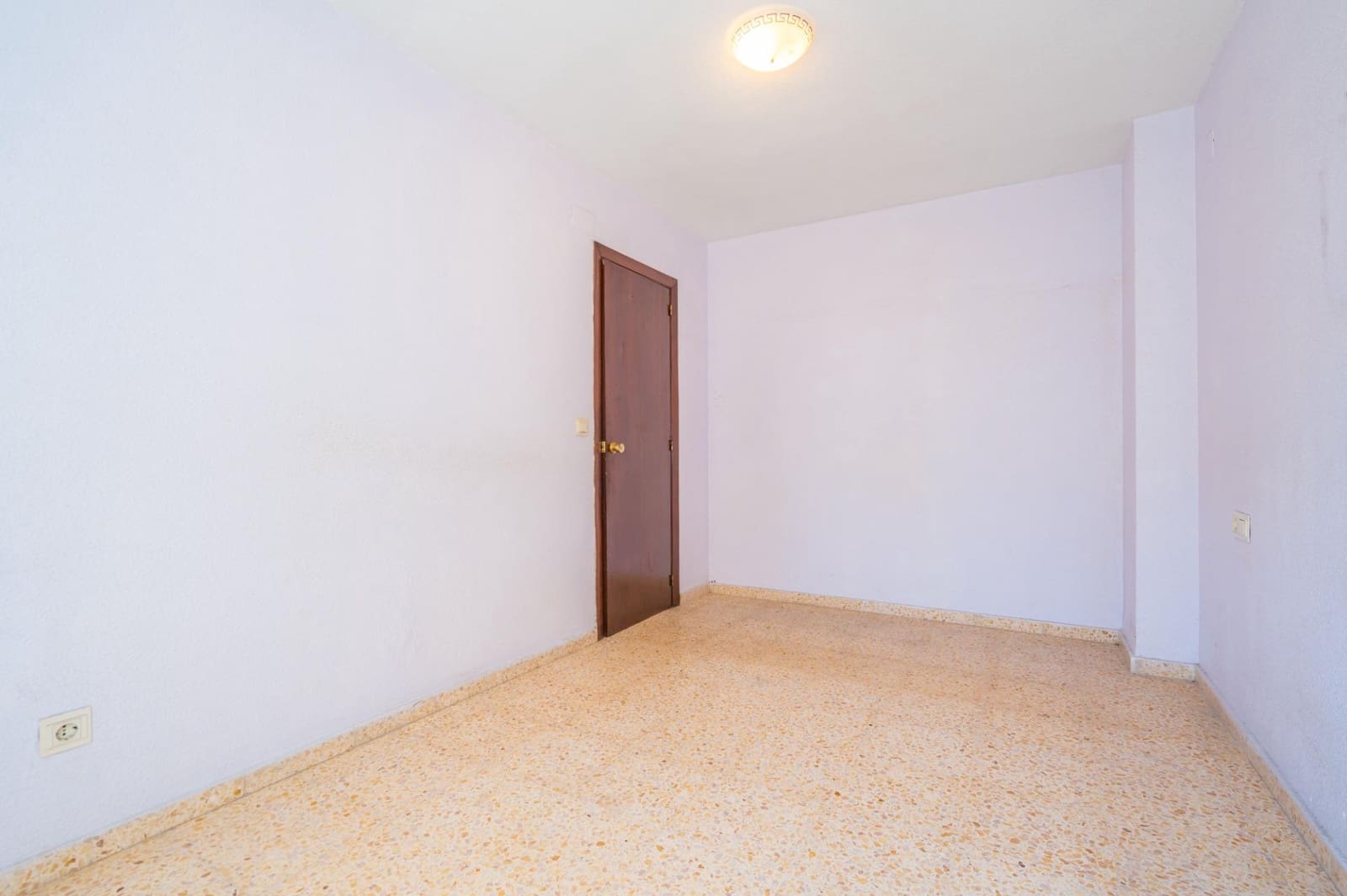 4 Zimmer Wohnung zu verkaufen in Valencia Stadt - 350.000 € (Ref: 9812277)