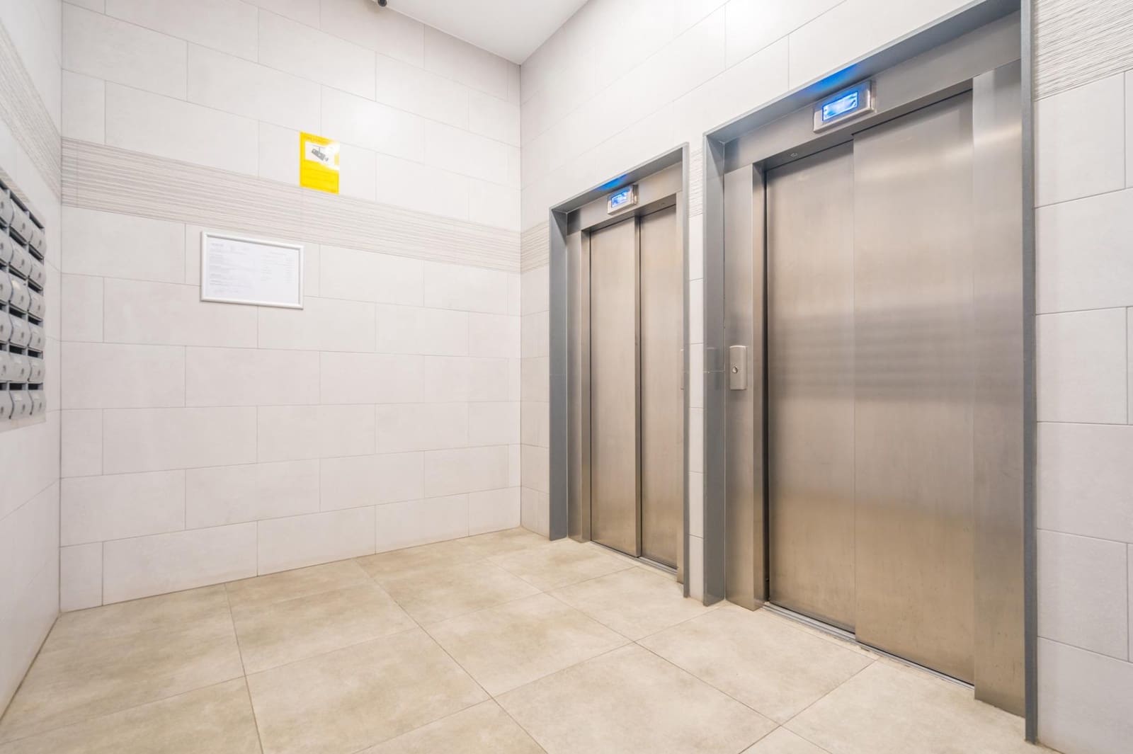 4 Zimmer Wohnung zu verkaufen in Valencia Stadt - 350.000 € (Ref: 9812277)