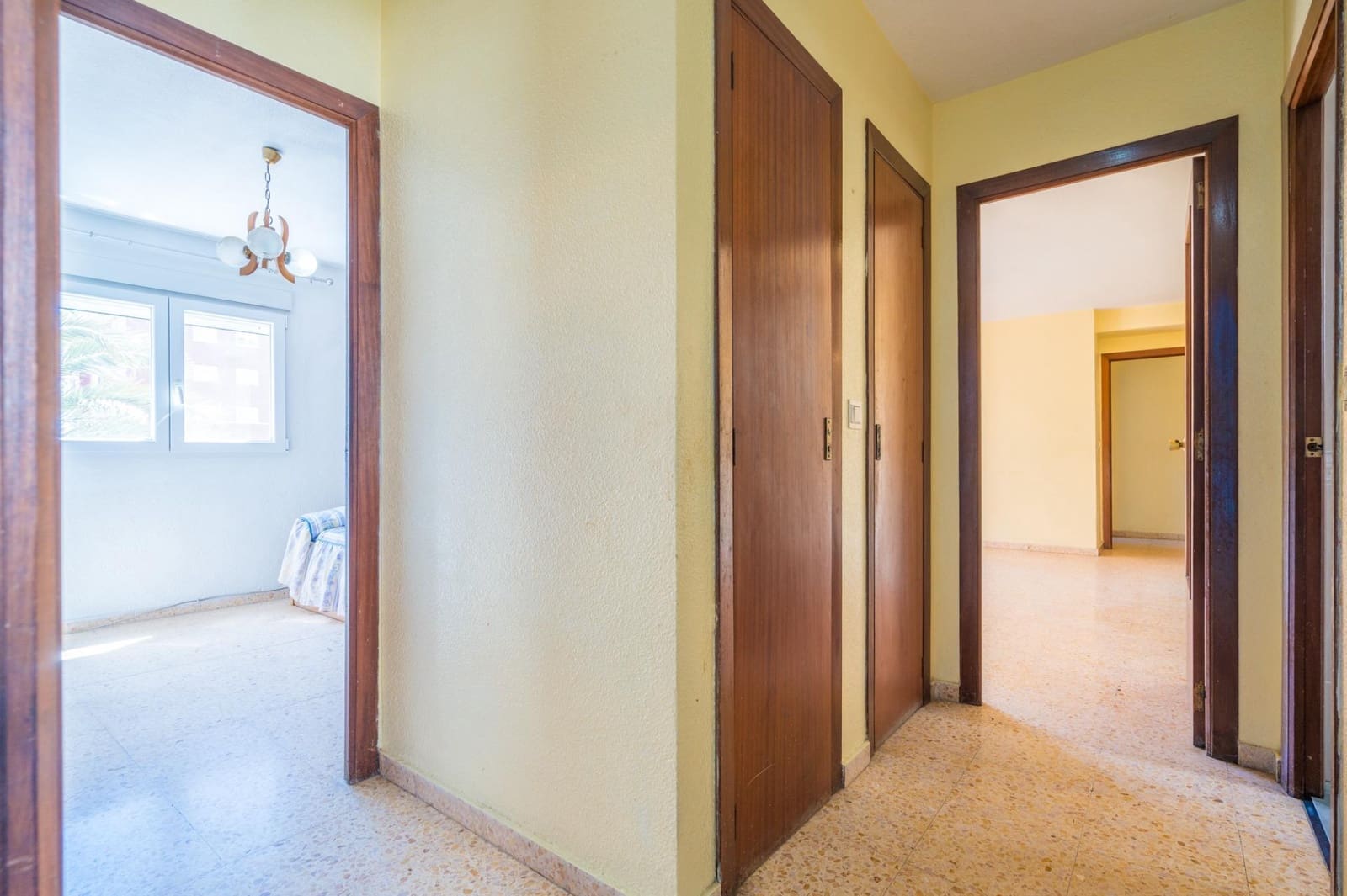 4 Zimmer Wohnung zu verkaufen in Valencia Stadt - 350.000 € (Ref: 9812277)