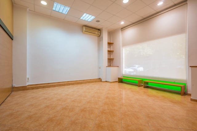 Gewerbe zu verkaufen in Benimamet, València Stadt - 180.000 € (Ref: 9812278)