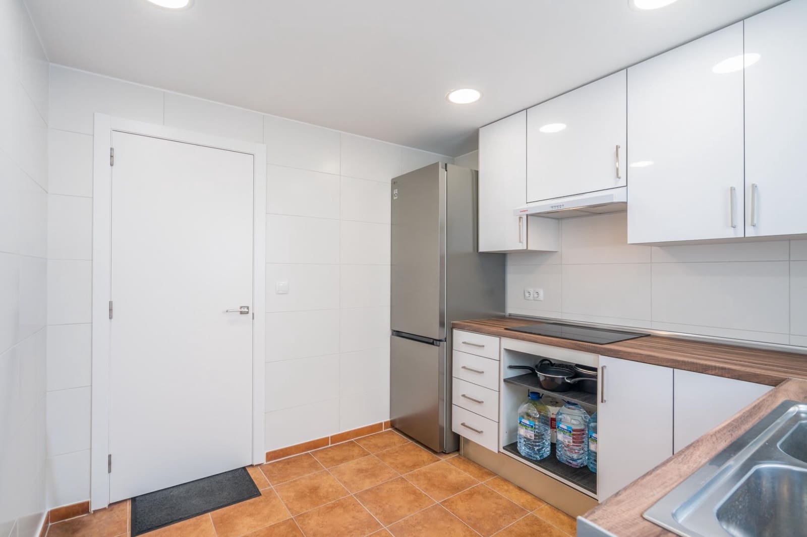 3 bedroom Flat for sale in Valencia city - € 256,000 (Ref: 9839469)
