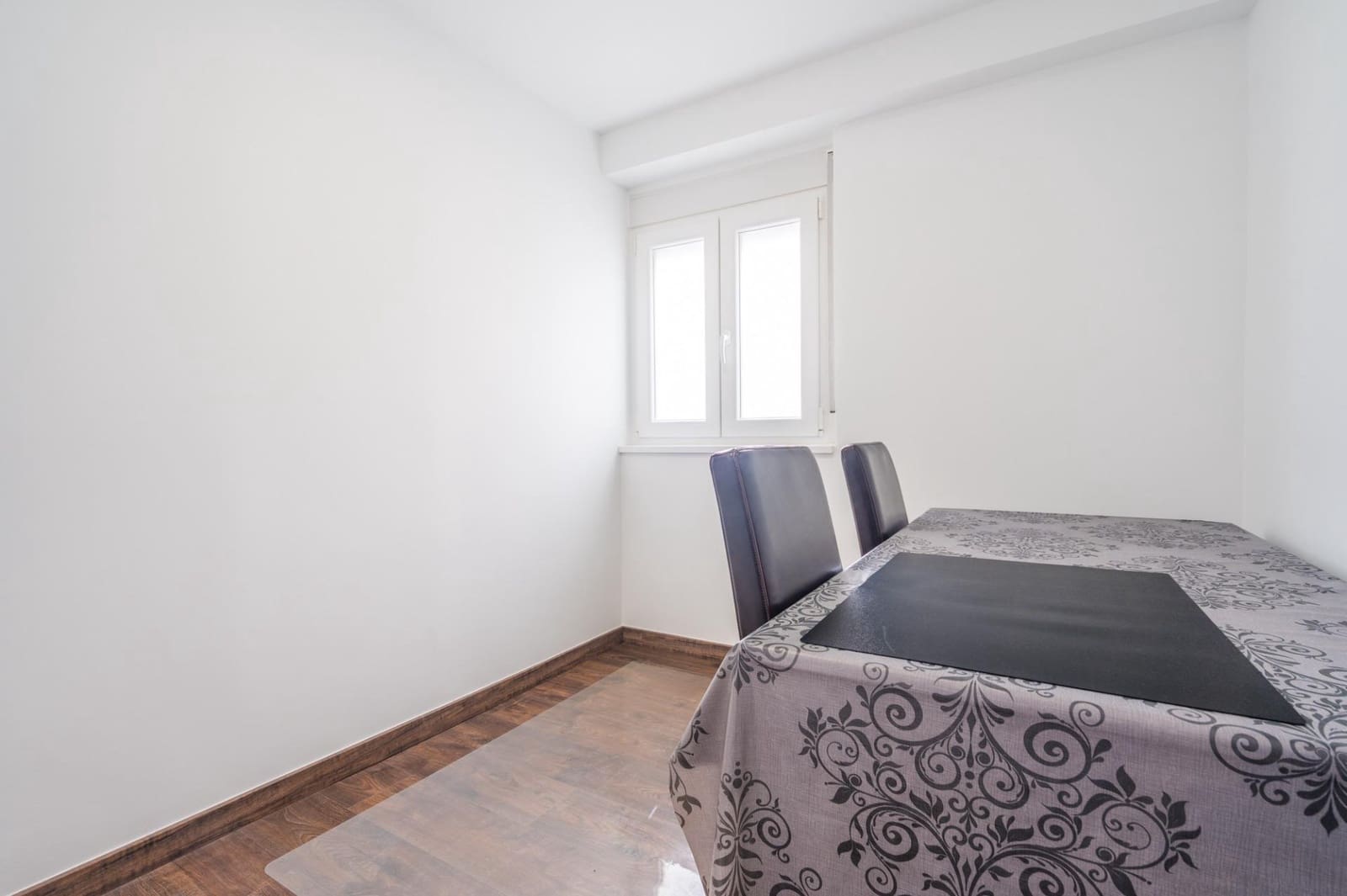 3 bedroom Flat for sale in Valencia city - € 256,000 (Ref: 9839469)