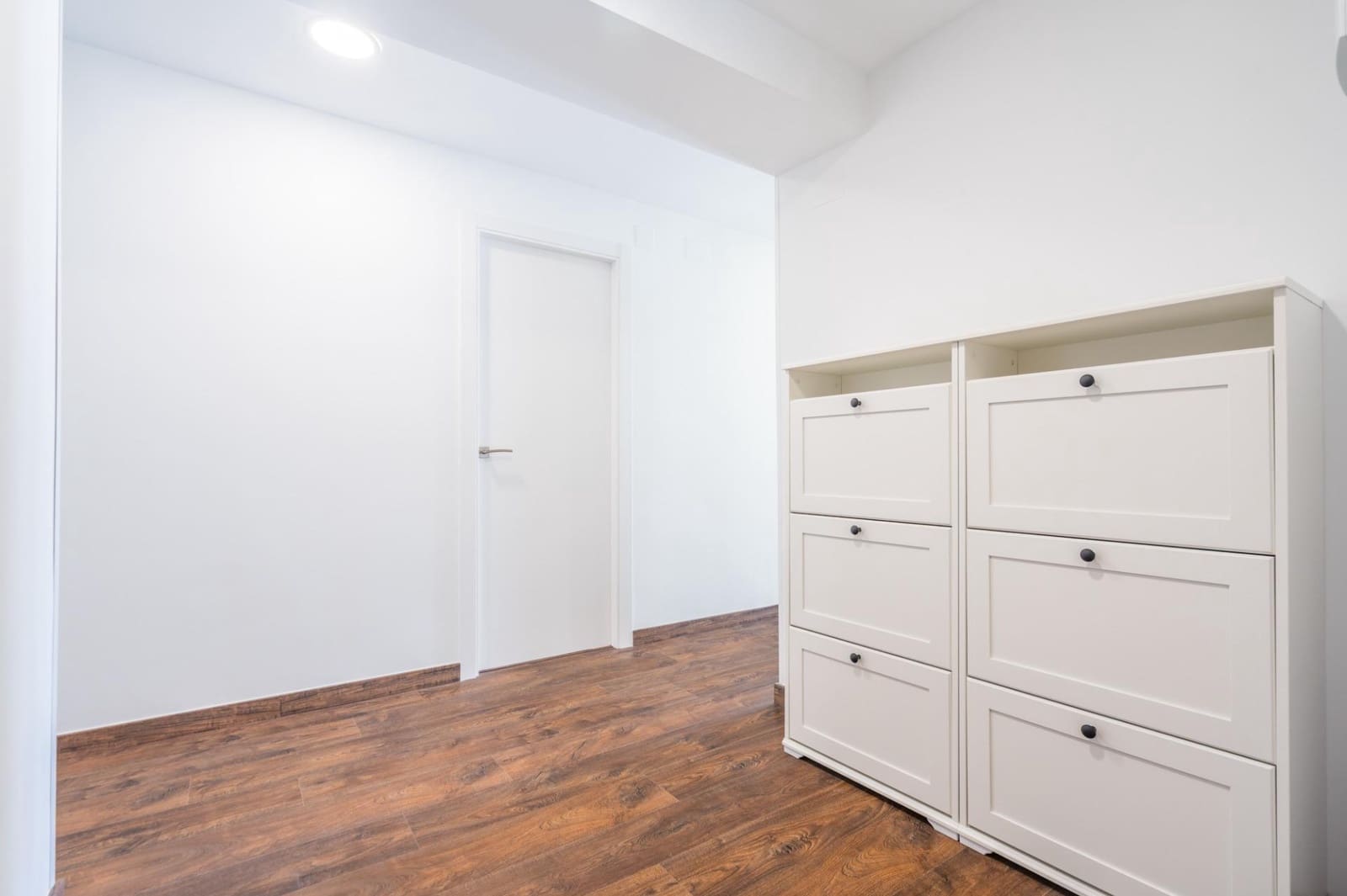 3 bedroom Flat for sale in Valencia city - € 256,000 (Ref: 9839469)