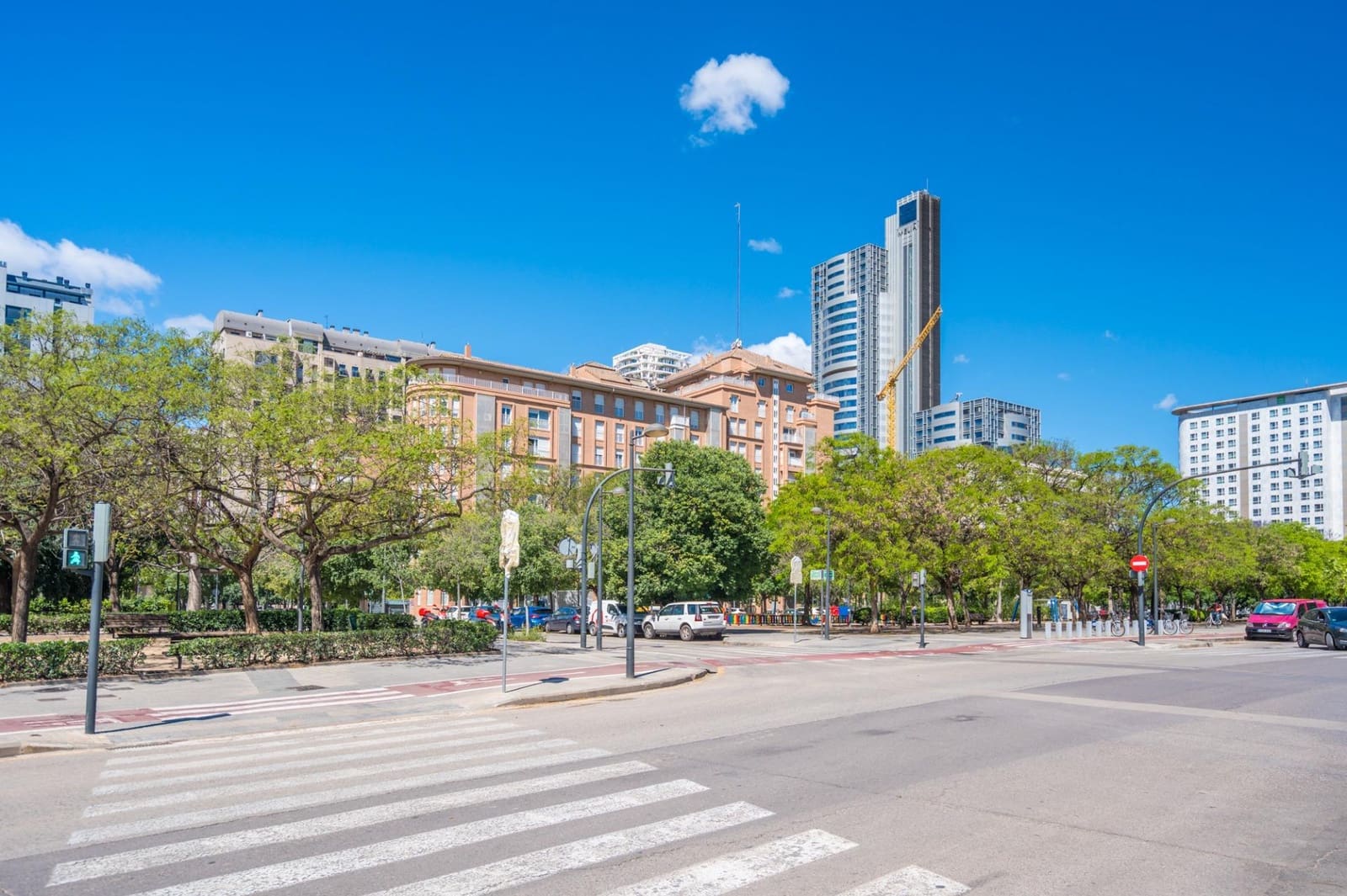 3 bedroom Flat for sale in Valencia city - € 256,000 (Ref: 9839469)
