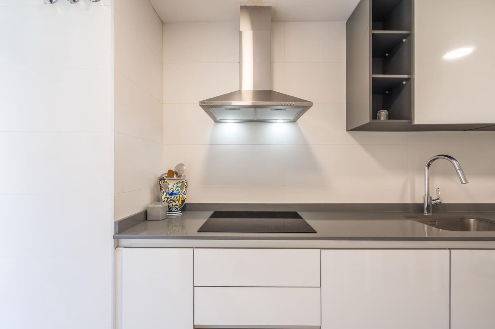 3 bedroom Flat for sale in Valencia city with pool garage - € 465,000 (Ref: 9846582)