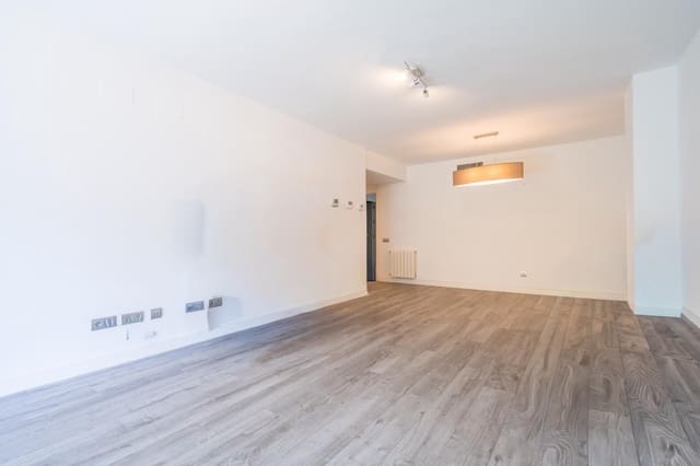 3 soverom Leilighet til salgs i Valencia by med svømmebasseng garasje - € 465 000 (Ref: 9846582)