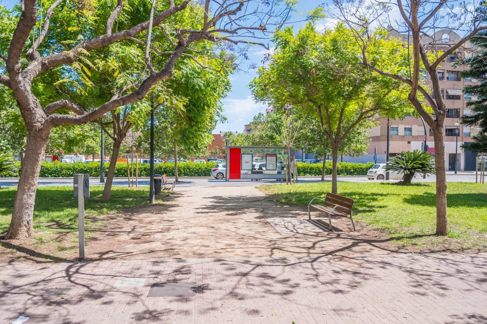 3 bedroom Flat for sale in Valencia city with pool garage - € 465,000 (Ref: 9846582)