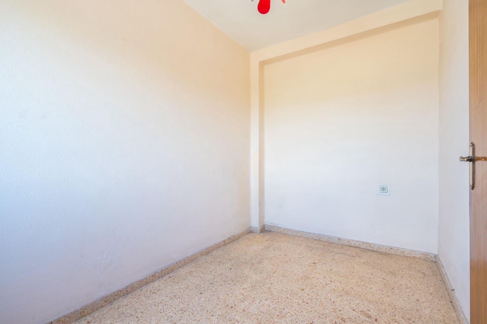 3 sovrum Lägenhet till salu i Xirivella - 149 900 € (Ref: 9846583)