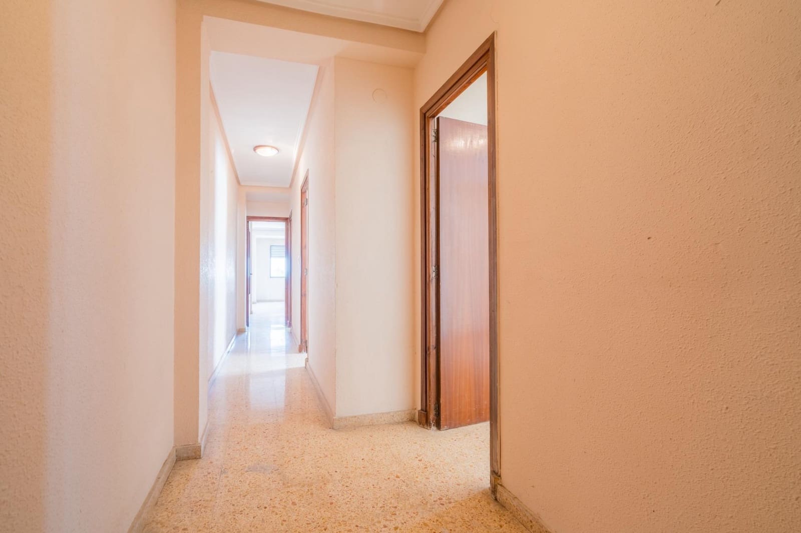 3 sovrum Lägenhet till salu i Xirivella - 149 900 € (Ref: 9846583)