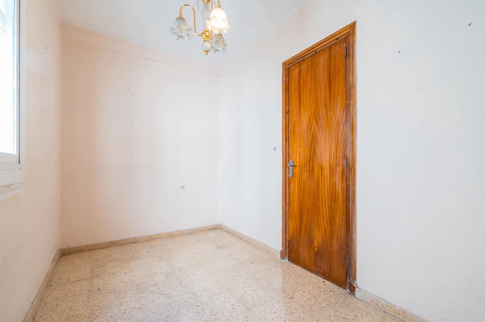 3 sovrum Lägenhet till salu i Xirivella - 149 900 € (Ref: 9846583)