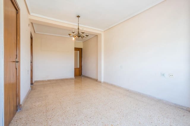 3 sovrum Lägenhet till salu i Xirivella - 149 900 € (Ref: 9846583)