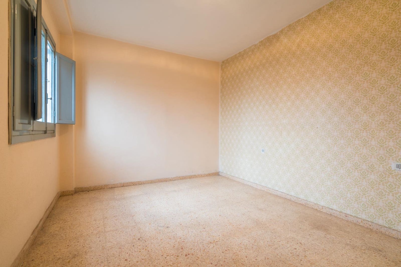 3 sovrum Lägenhet till salu i Xirivella - 149 900 € (Ref: 9846583)