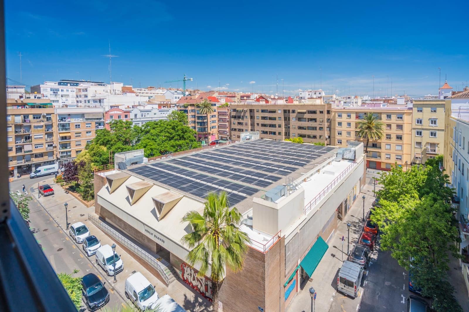 Piso de 4 habitaciones en València ciudad en venta con garaje - 399.000 € (Ref: 9873680)