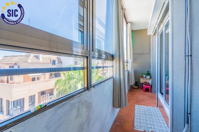 4 soveværelse Lejlighed til salg i Camins al Grau, Valencia by med garage - € 390.000 (Ref: 9873680)