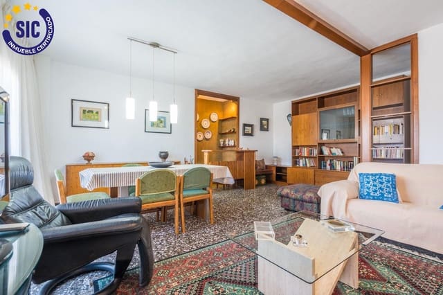 4 soveværelse Lejlighed til salg i Camins al Grau, Valencia by med garage - € 390.000 (Ref: 9873680)