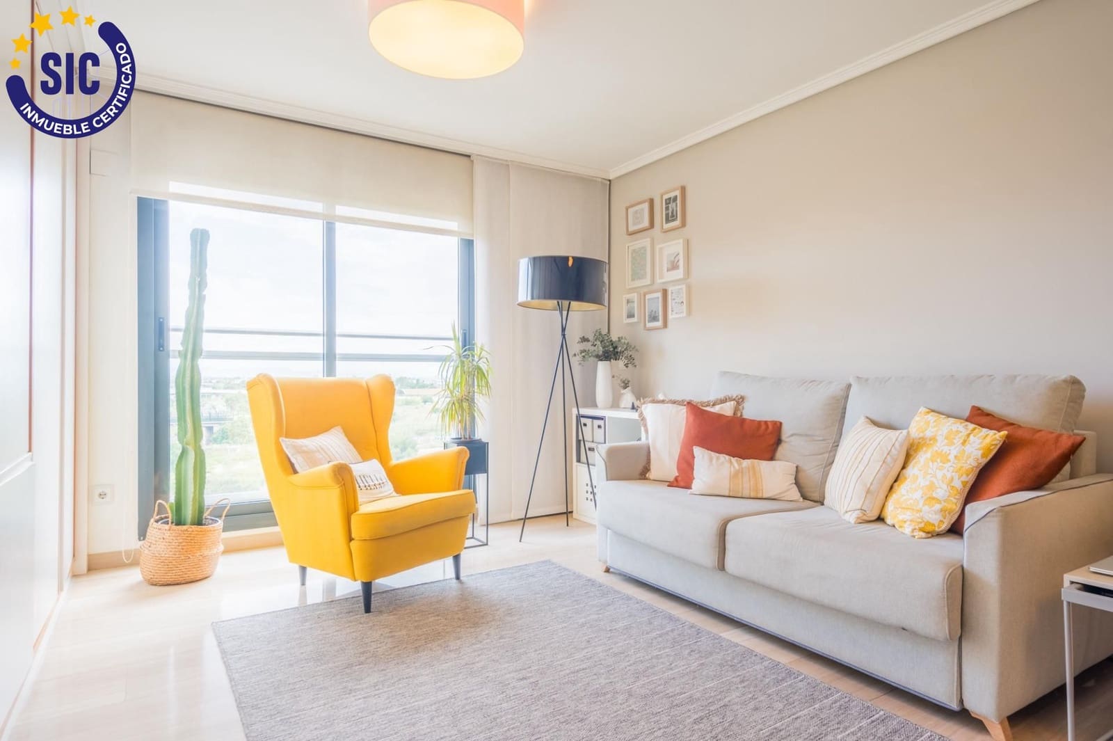 1 slaapkamer Studio te koop in Valencia stad met garage - € 249.000 (Ref: 9876588)