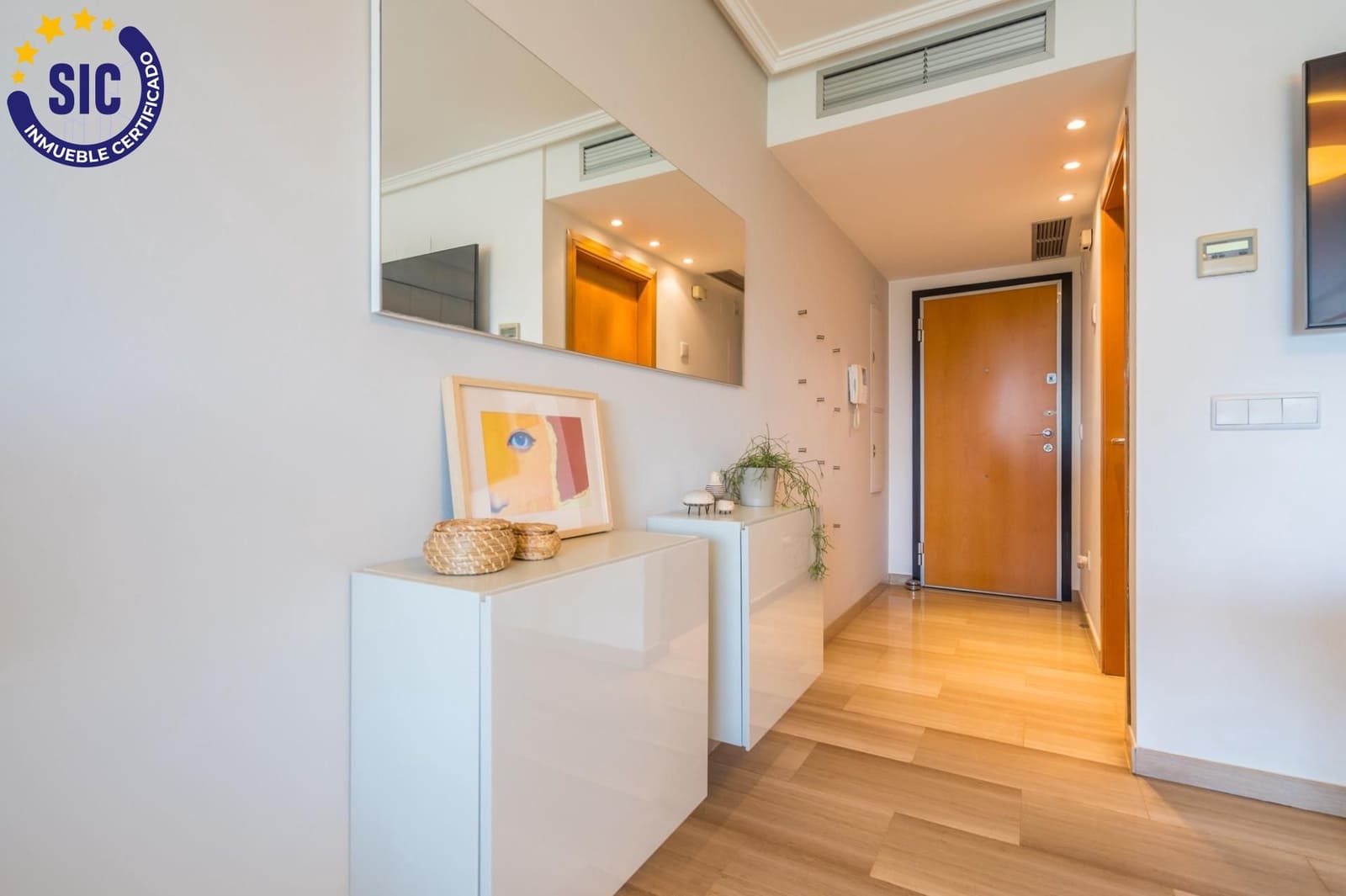 1 slaapkamer Studio te koop in Valencia stad met garage - € 249.000 (Ref: 9876588)