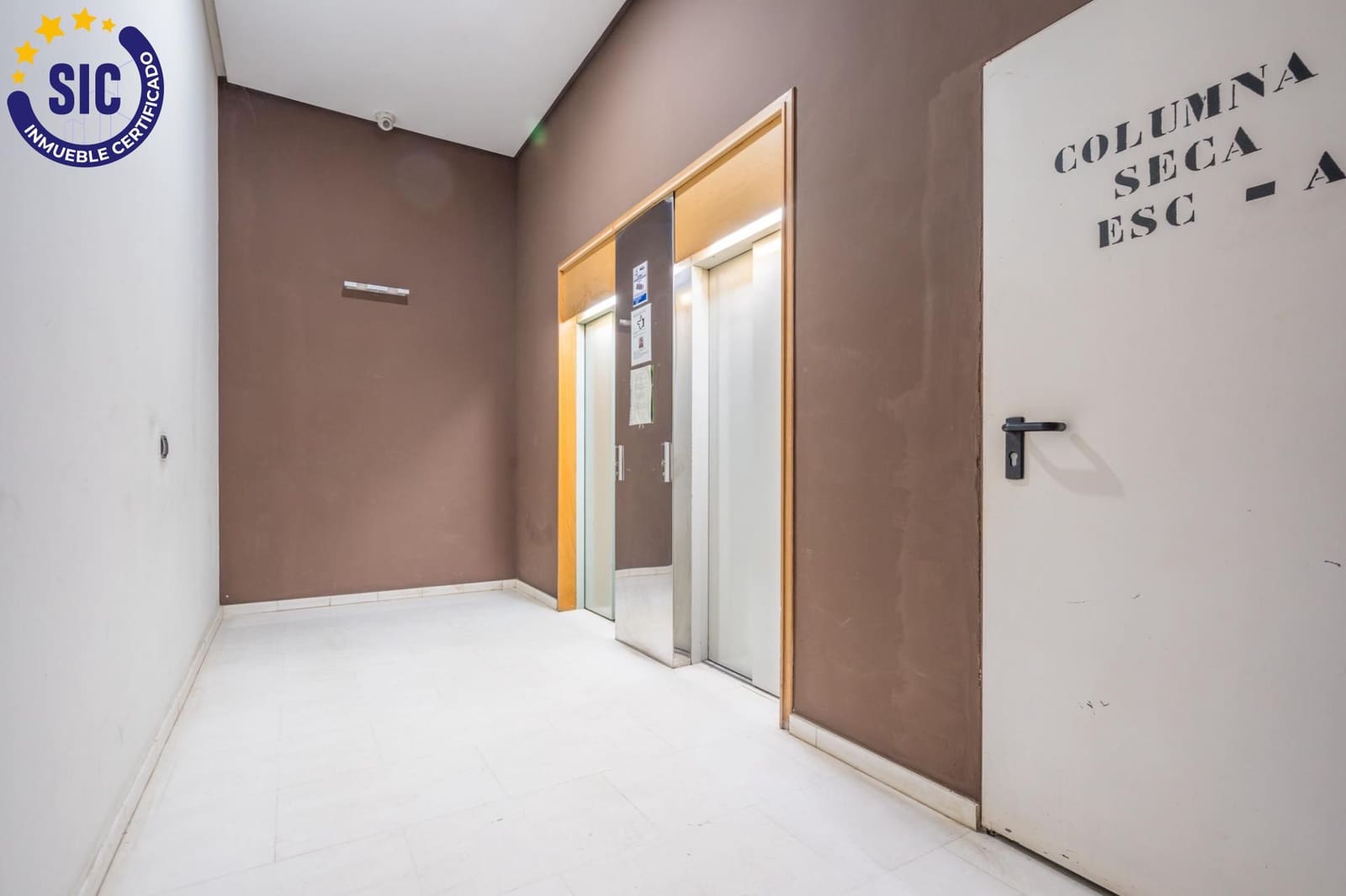 1 slaapkamer Studio te koop in Valencia stad met garage - € 249.000 (Ref: 9876588)