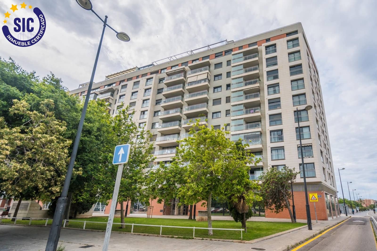 1 slaapkamer Studio te koop in Valencia stad met garage - € 249.000 (Ref: 9876588)